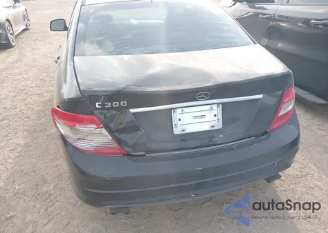 2009 Mercedes-Benz C 300 Luxury/Sport from USA, damaged, VIN WDDGF54X79R054184